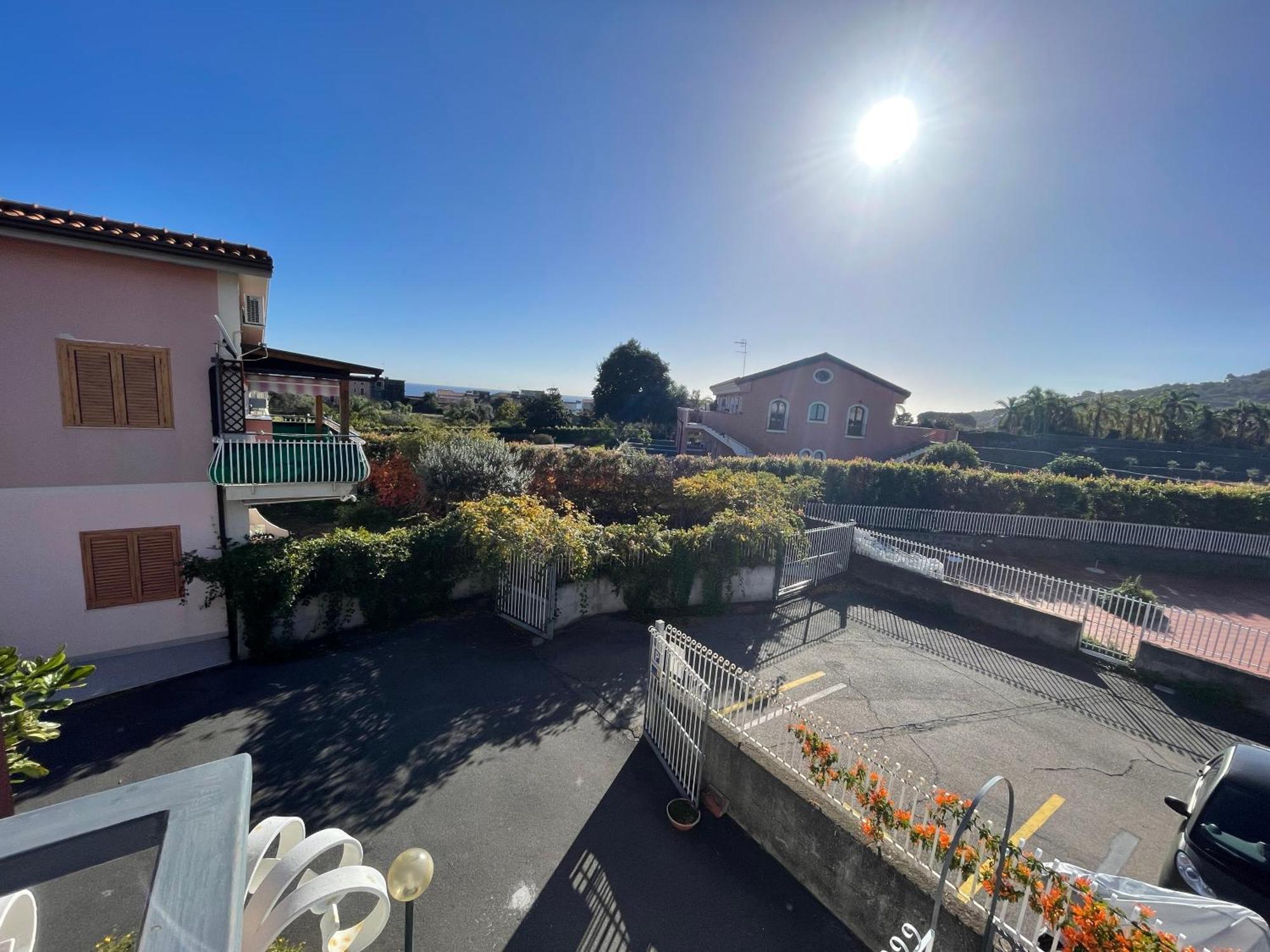 Tuttifrutti Holiday Acireale Luaran gambar